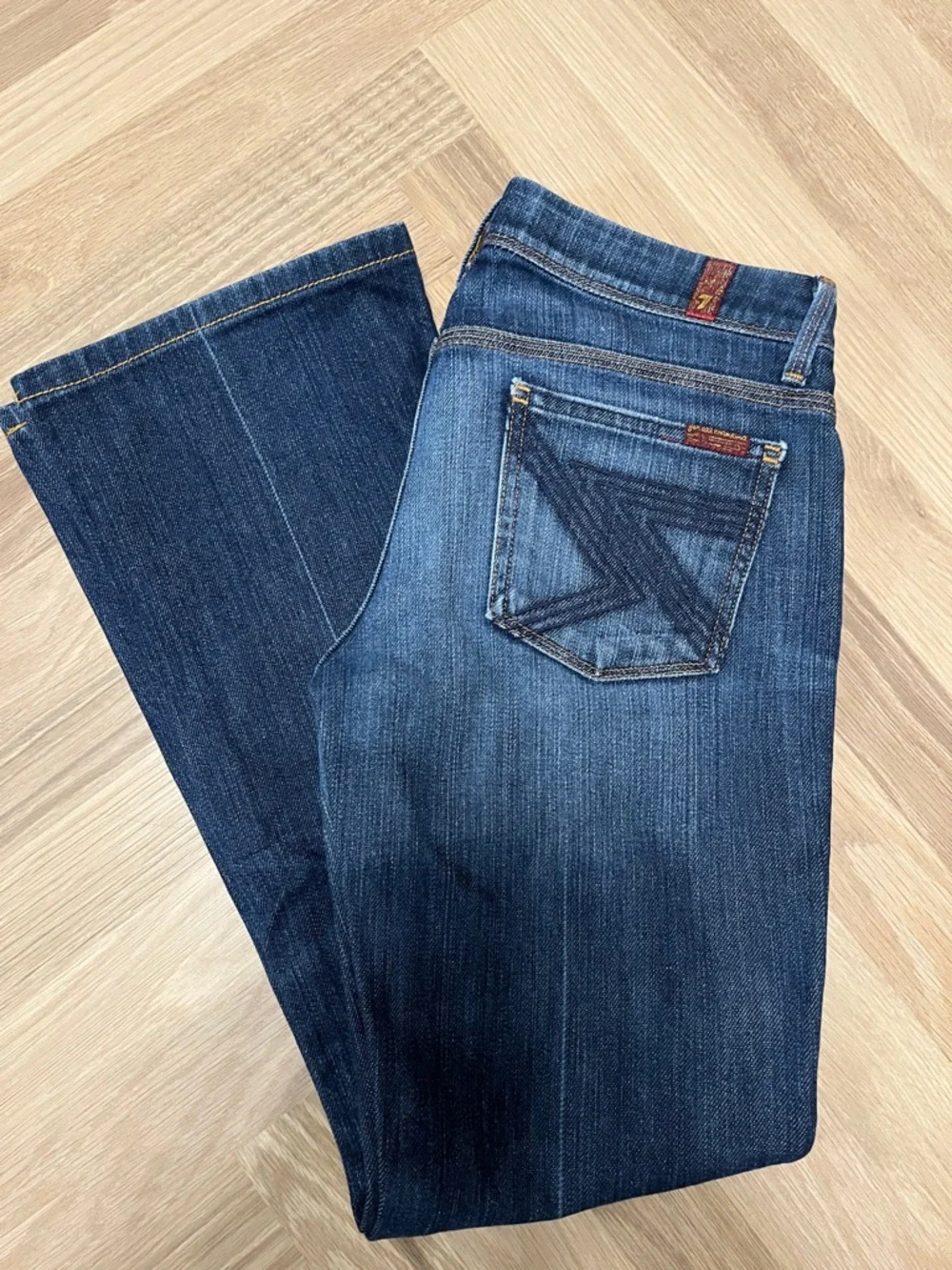 7FAM Flynt Jeans 25 (Short) - Picture 1 of 4
